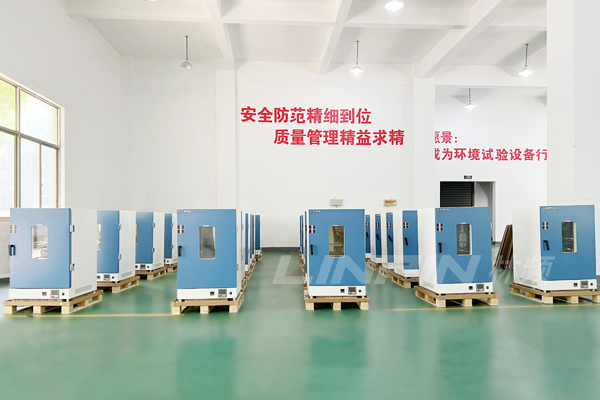 高溫試驗箱在產(chǎn)品檢測中的關鍵作用